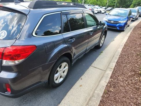 Used 2014 Subaru Outback 2.5i Premium AWD/4WD image 16