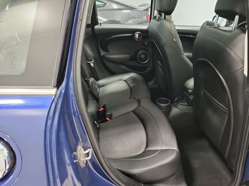 Used 2015 MINI Cooper S image 12