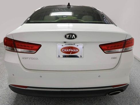 Used 2018 Kia Optima EX w/ Premium Package FWD image 5