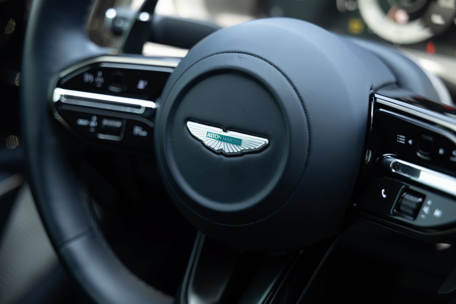 Used 2025 Aston Martin DBX 707 AWD/4WD image 15