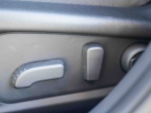 New 2025 Subaru Crosstrek 2.0i Premium image 22