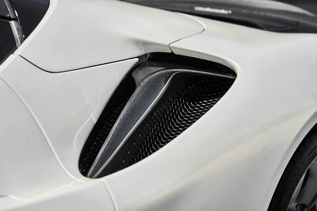 Used 2022 Ferrari SF90 Spider AWD/4WD image 11