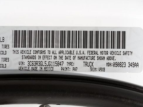 Used 2018 RAM 3500 Tradesman w/ Chrome Appearance Group AWD/4WD image 52