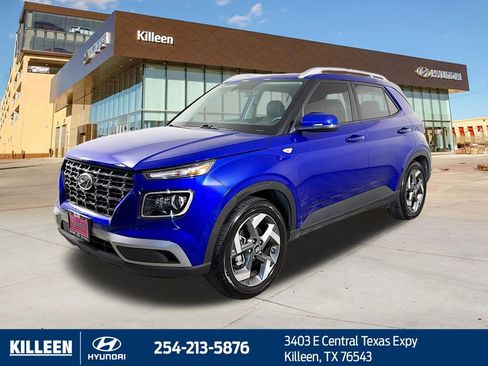 Used 2024 Hyundai Venue Limited image 4