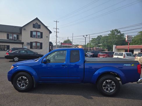 Used 2014 Nissan Frontier PRO-4X AWD/4WD image 10