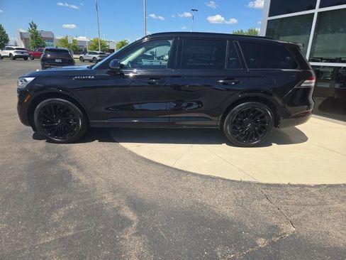 Certified 2024 Lincoln Aviator Reserve w/ Equipment Group 201A AWD/4WD image 4