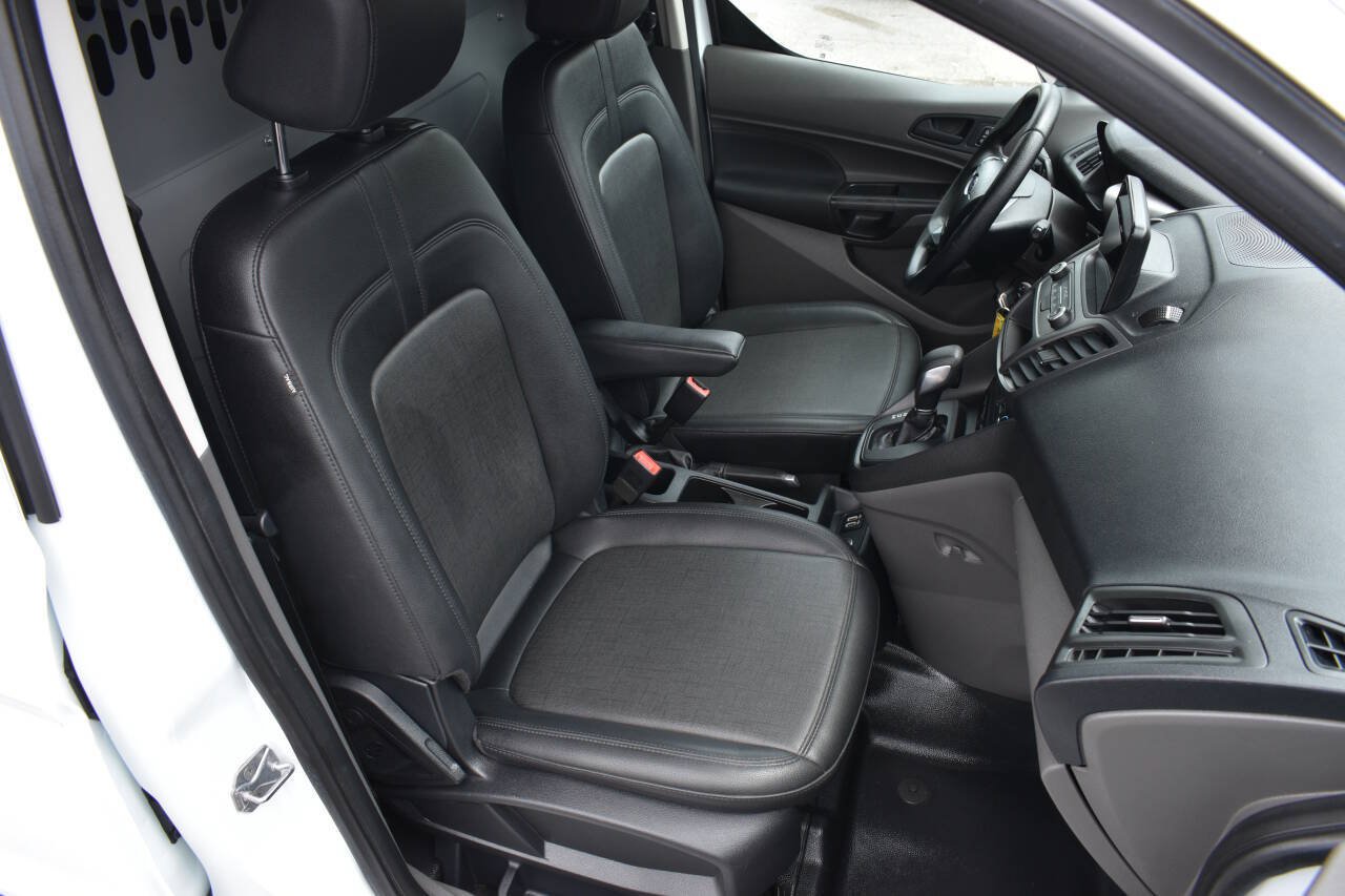 Used 2020 Ford Transit Connect XL FWD image 21