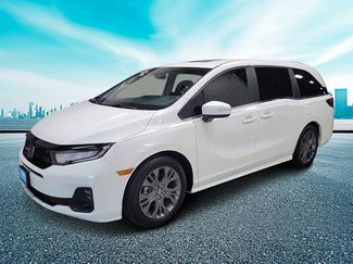 Certified 2025 Honda Odyssey Touring video 2