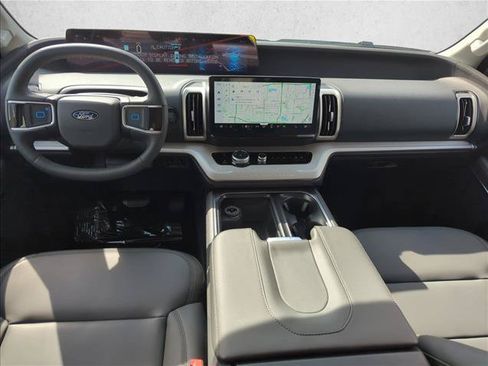 New 2026 Ford Expedition Active RWD image 16