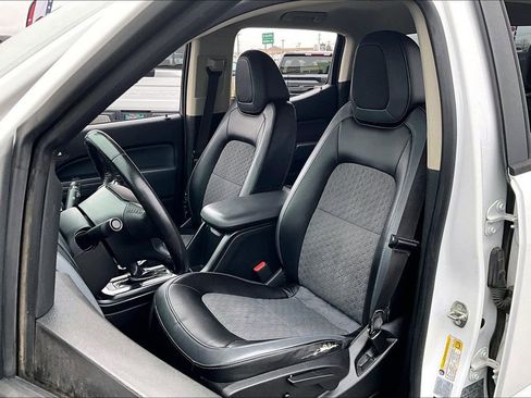 Used 2015 Chevrolet Colorado Z71 image 26