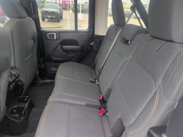 Used 2024 Jeep Wrangler Unlimited Sport AWD/4WD image 25