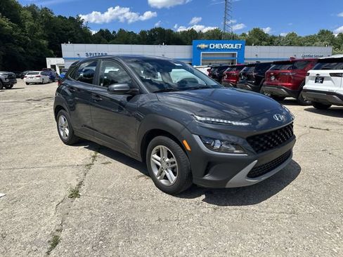 Used 2022 Hyundai Kona SE FWD image 12