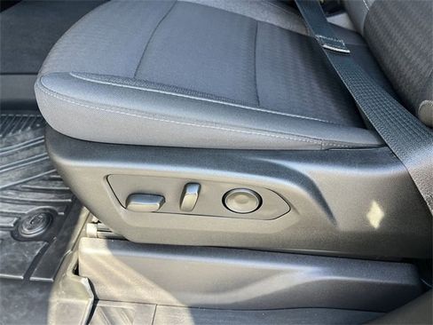 Certified 2025 Chevrolet Silverado 2500 Custom w/ Custom Convenience Package image 14