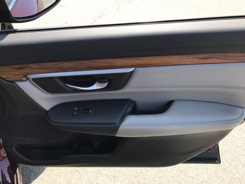 Used 2017 Honda CR-V EX-L image 13