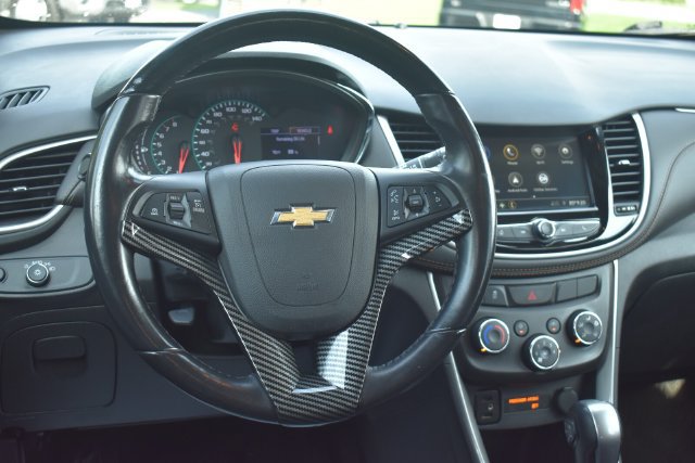 Certified 2019 Chevrolet Trax LT w/ LT Convenience Package AWD/4WD image 19