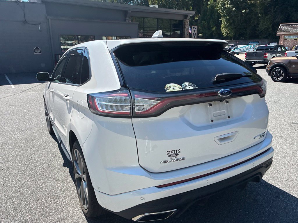 Used 2018 Ford Edge Sport w/ Equipment Group 401A AWD/4WD image 19