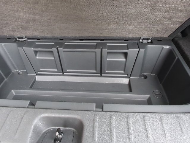 Used 2025 Nissan Pathfinder SV AWD/4WD image 36