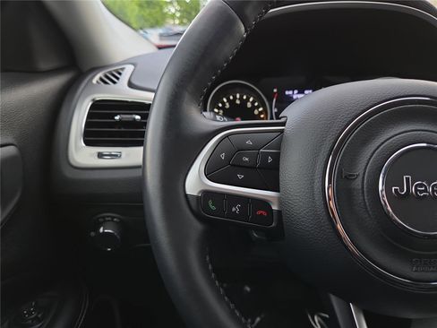 Used 2020 Jeep Compass Sport w/ Cold Weather Group FWD image 16