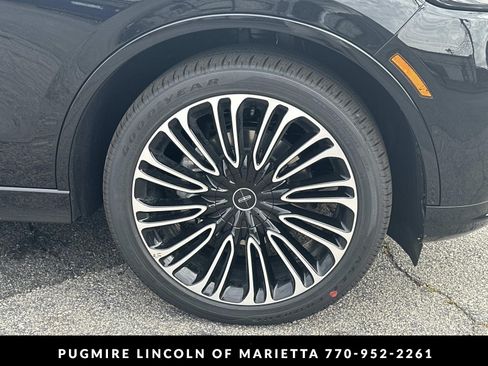 New 2026 Lincoln Aviator Black Label w/ Dynamic Handling Package AWD/4WD image 12