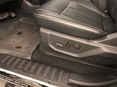 Used 2022 Ford F350 Lariat w/ Tremor Off-Road Package image 17