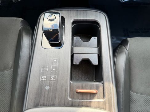 Certified 2023 Nissan Ariya AWD image 17