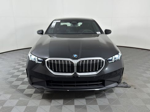 New 2026 BMW 540i xDrive w/ Executive Package image 5