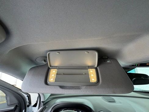 Used 2023 GMC Terrain SLT w/ Infotainment Package II image 36