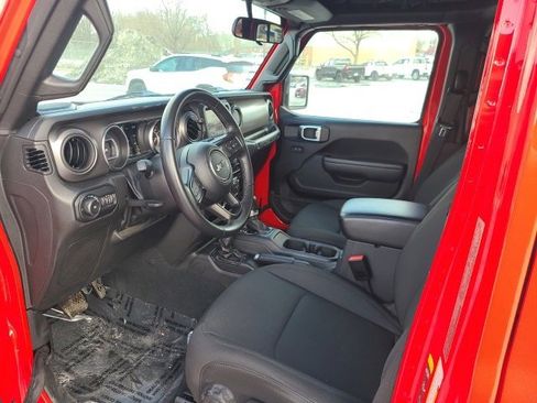 Used 2022 Jeep Wrangler Unlimited Sport image 9