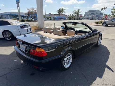 Used 2004 BMW 325Ci Convertible image 3