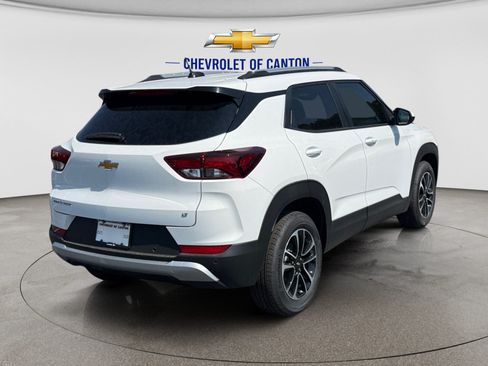 New 2026 Chevrolet TrailBlazer LT w/ Convenience Package FWD image 5