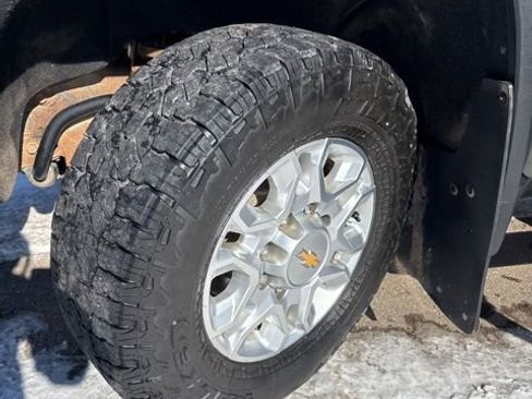 Used 2022 Chevrolet Silverado 2500 LT w/ All Star Edition image 26