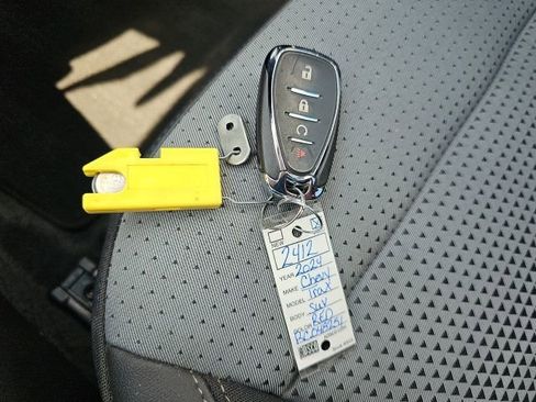 Used 2024 Chevrolet Trax LT w/ LT Convenience Package image 53