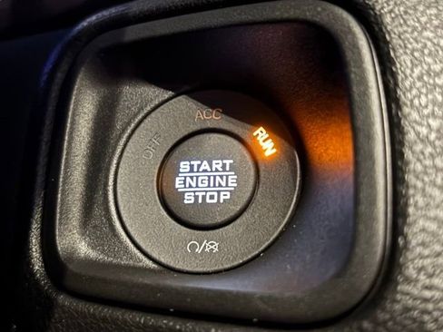 New 2026 Jeep Gladiator Sport image 38