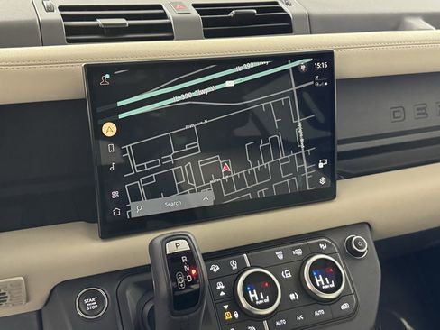 Used 2024 Land Rover Defender 110 X image 24