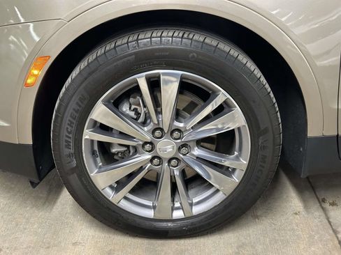 Used 2023 Cadillac XT5 Premium Luxury AWD/4WD image 9