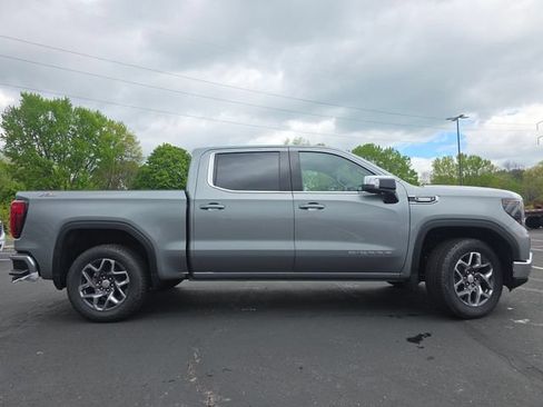 New 2026 GMC Sierra 1500 SLE AWD/4WD image 17