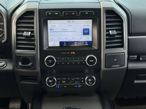 Used 2021 Ford Expedition Max XLT AWD/4WD image 19