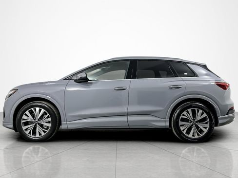 Used 2023 Audi Q4 e-tron Premium w/ Convenience Package RWD image 2