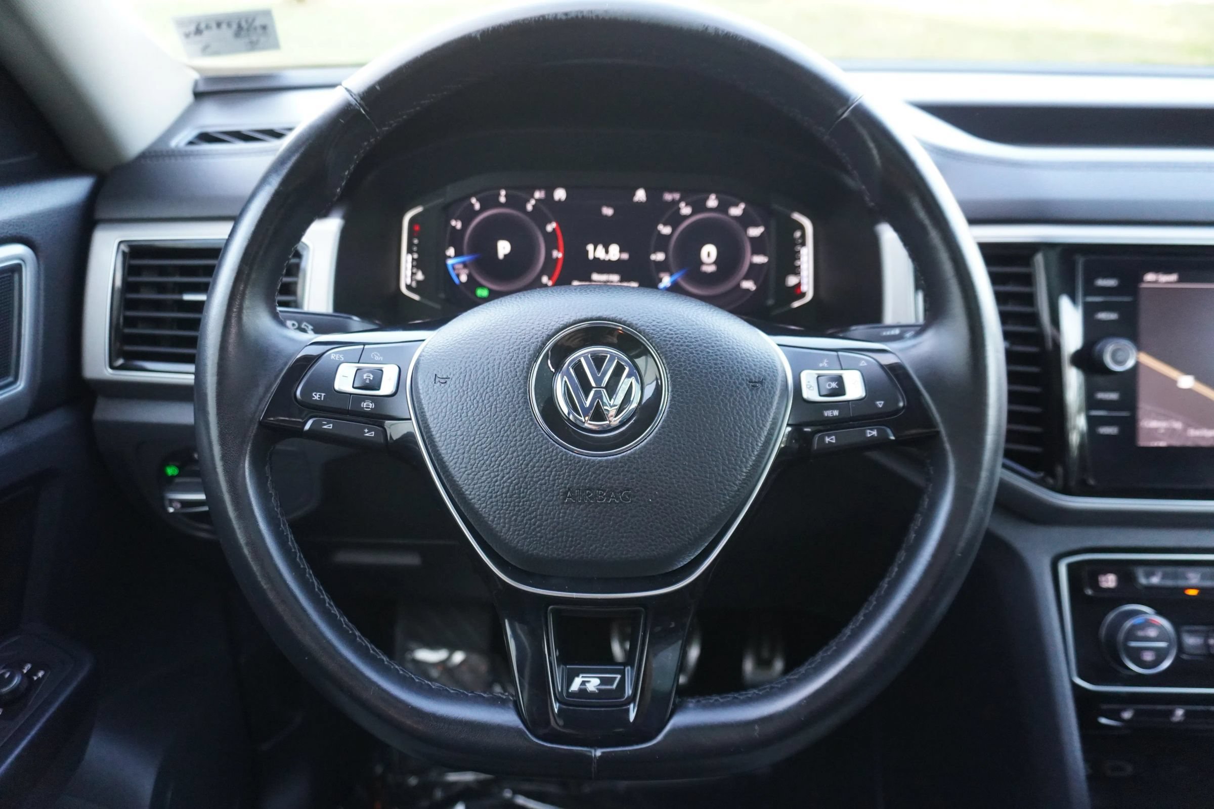 Used 2019 Volkswagen Atlas SEL R-Line AWD/4WD image 20