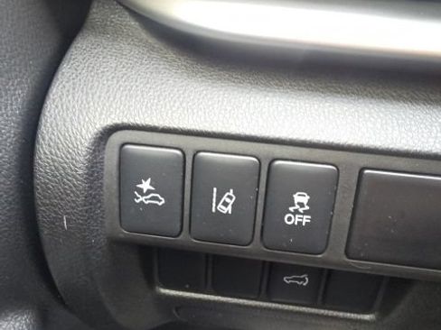 Used 2024 Mitsubishi Eclipse Cross SEL AWD/4WD image 13