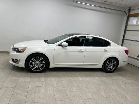 Used 2016 Kia Cadenza Premium image 6
