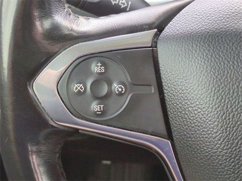 Used 2018 Chevrolet Traverse LT image 25