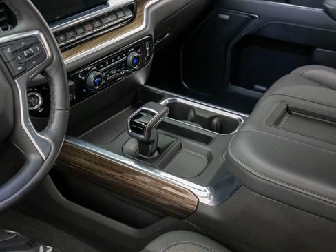 Used 2022 Chevrolet Silverado 1500 RST w/ Convenience Package II image 12