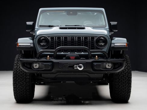 Used 2024 Jeep Wrangler Unlimited Rubicon 392 image 10