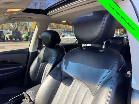 Used 2016 INFINITI QX50 Journey w/ Premium Package image 6