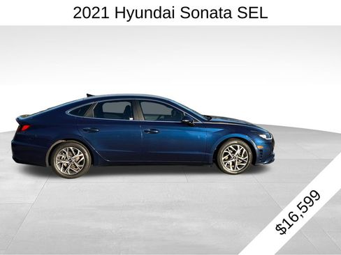 Used 2021 Hyundai Sonata SEL image 2