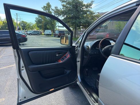 Used 2002 Lexus RX 300 4WD w/ Premium Pkg Plus image 22