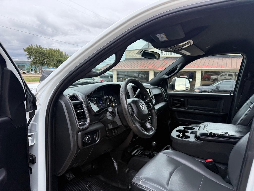 Used 2022 RAM 3500 Tradesman w/ Chrome Appearance Group AWD/4WD image 14