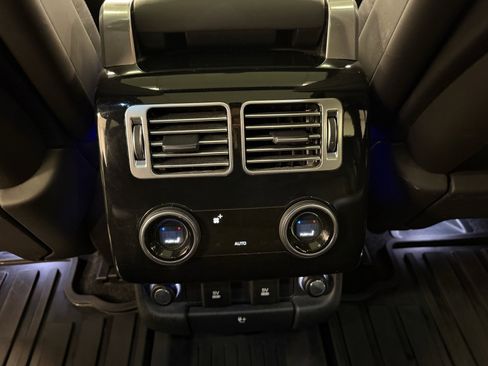 Used 2020 Land Rover Range Rover Autobiography image 44