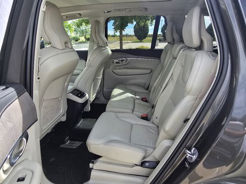 Used 2022 Volvo XC90 T6 Inscription w/ Advanced Package AWD/4WD image 15